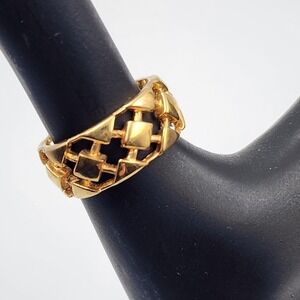 Vintage Avon Gold Tone Gilded Trellis 1981 Open Work Band Ring Size 6.5